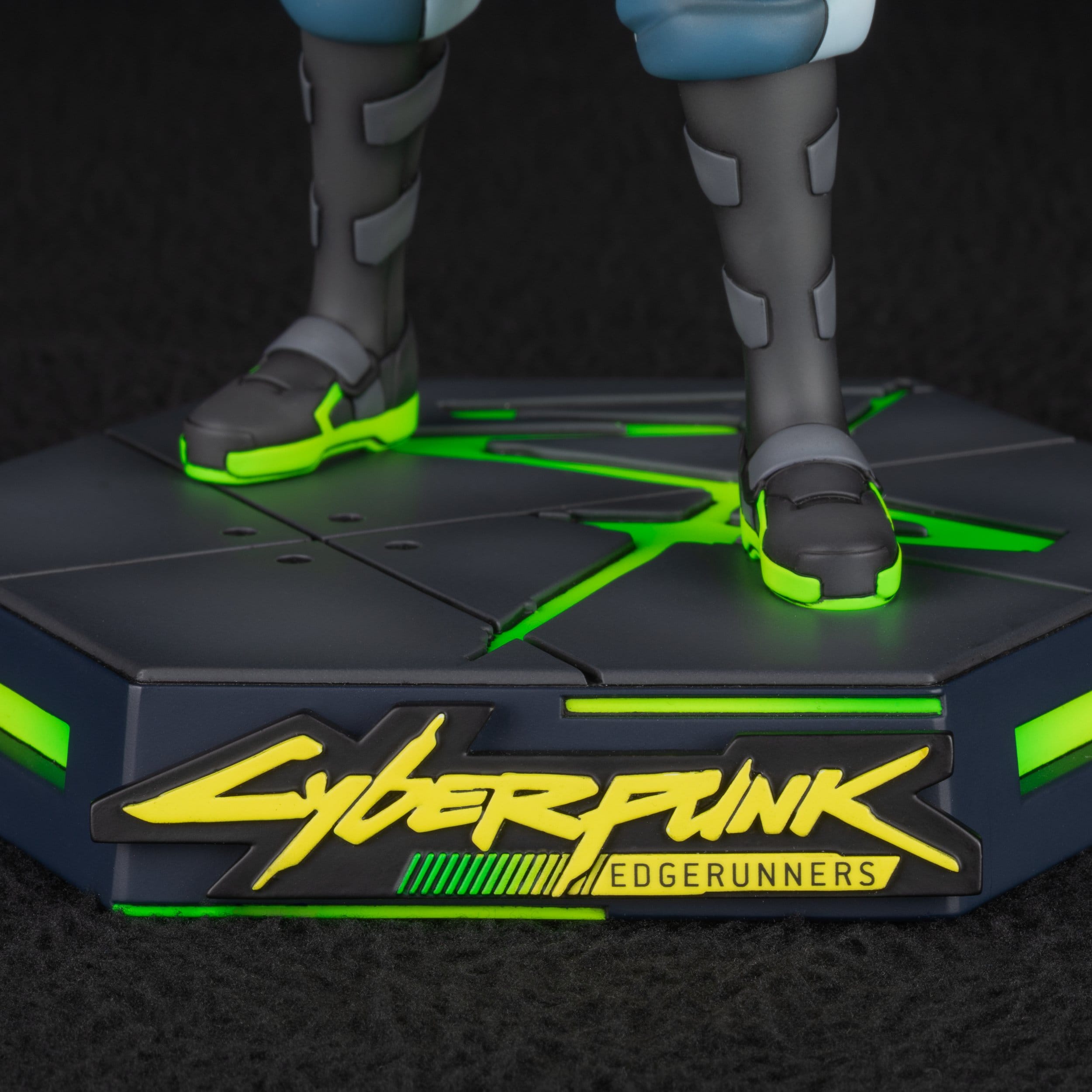 Figurine en PVC Cyberpunk Edgerunners « David » 23 cm - Image 11
